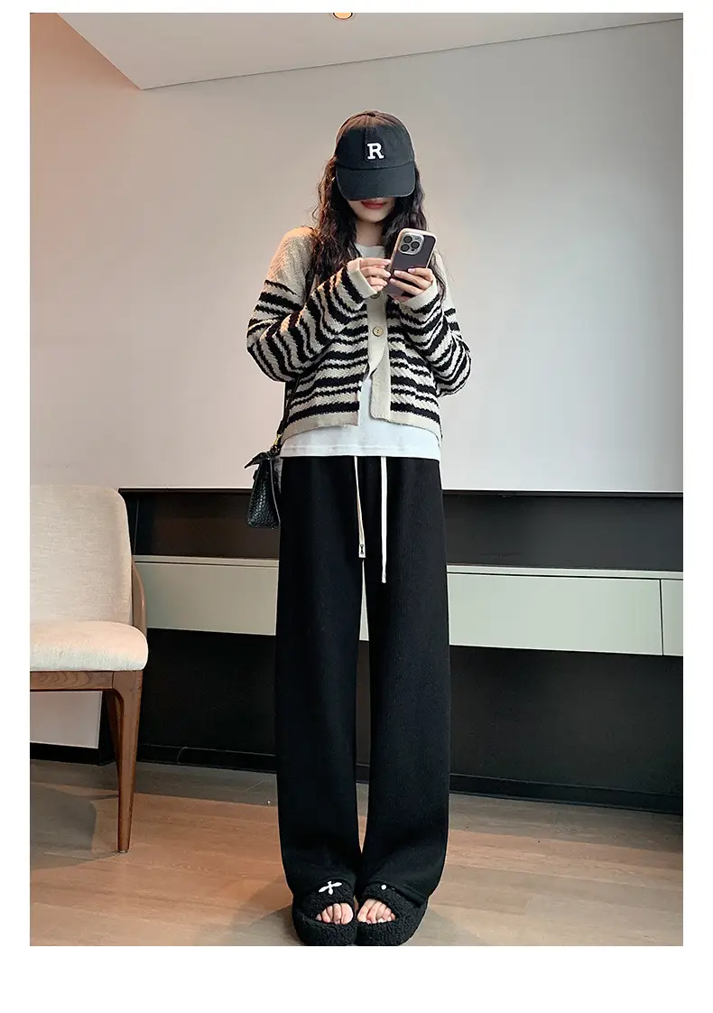 Women's Thickened Fleece Wide Leg Pants Cream Winter — feature 14