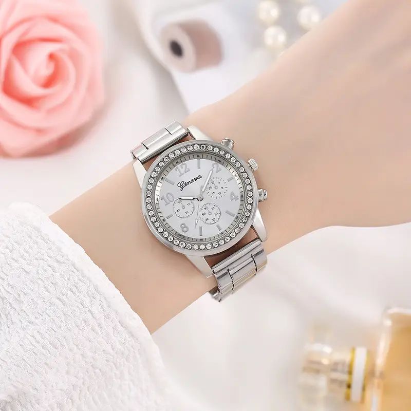 Gold Fake Three-Eye Quartz Watch for Women - Image 5