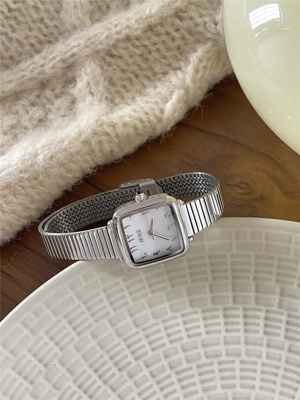 Women's Square Nordic Quartz Watch 2022 New Style — feature 11