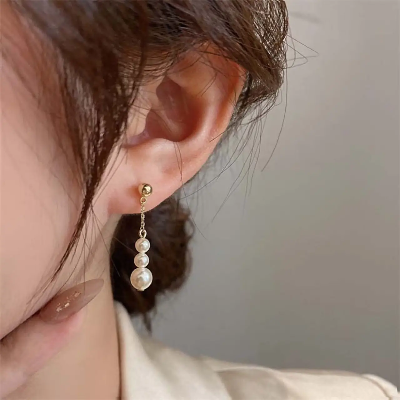 Classic White Pearl Earrings for Women — feature 8