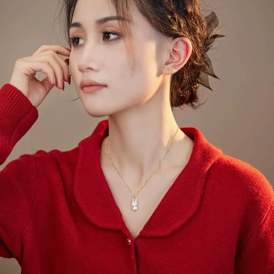 Rabbit Pearl Clavicle Necklace Light Gold