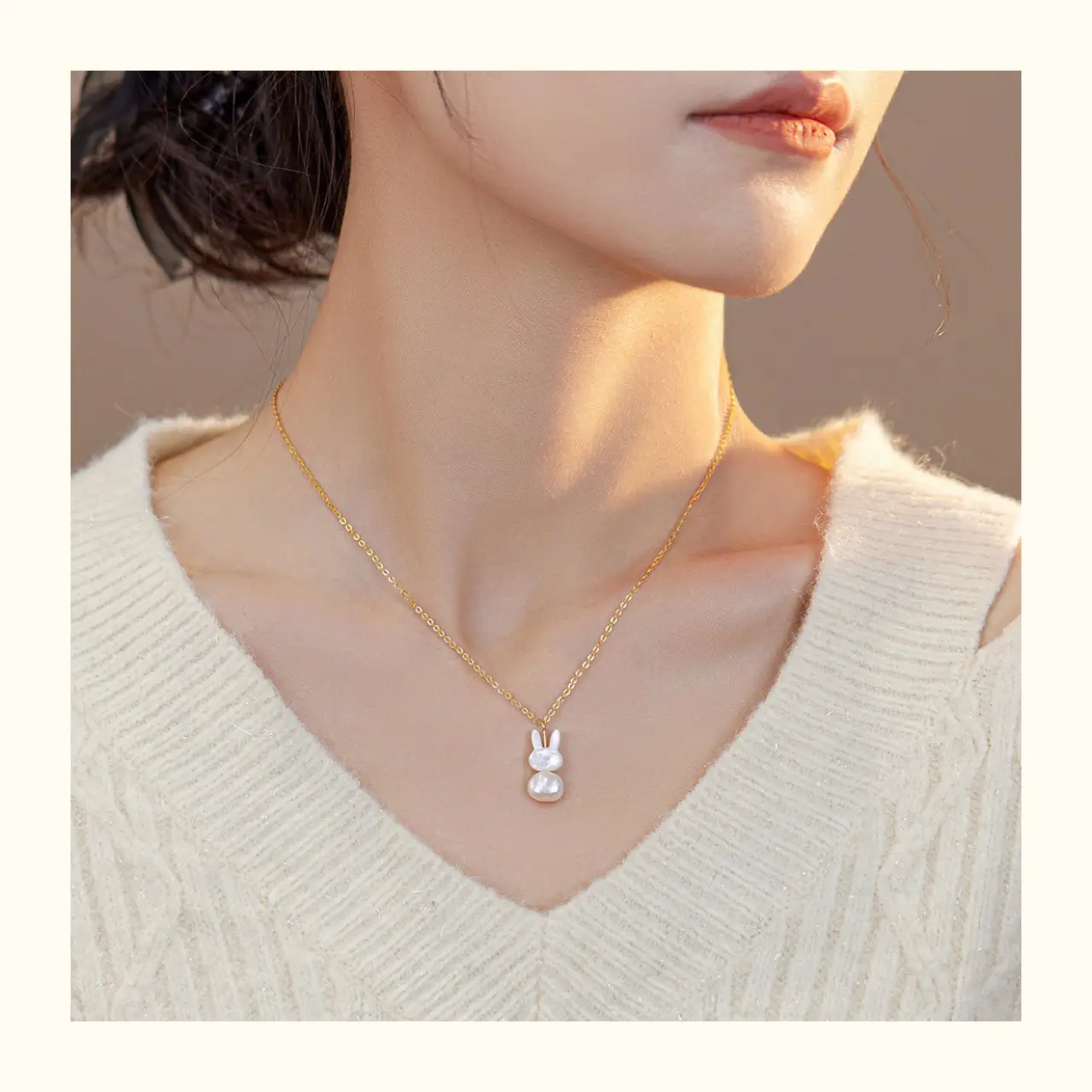 Rabbit Pearl Clavicle Necklace Light Gold