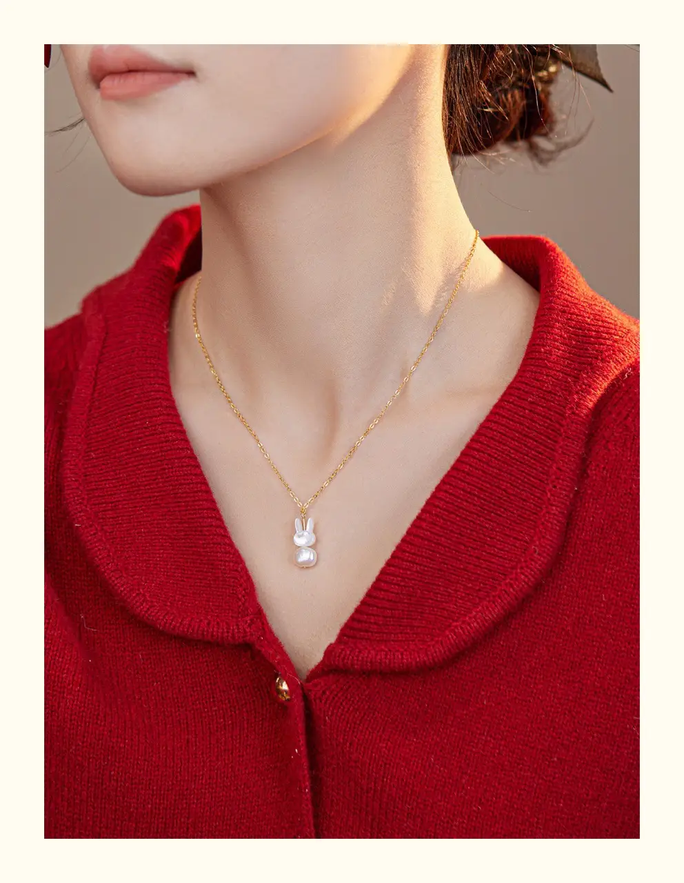 Rabbit Pearl Clavicle Necklace Light Gold — feature 7