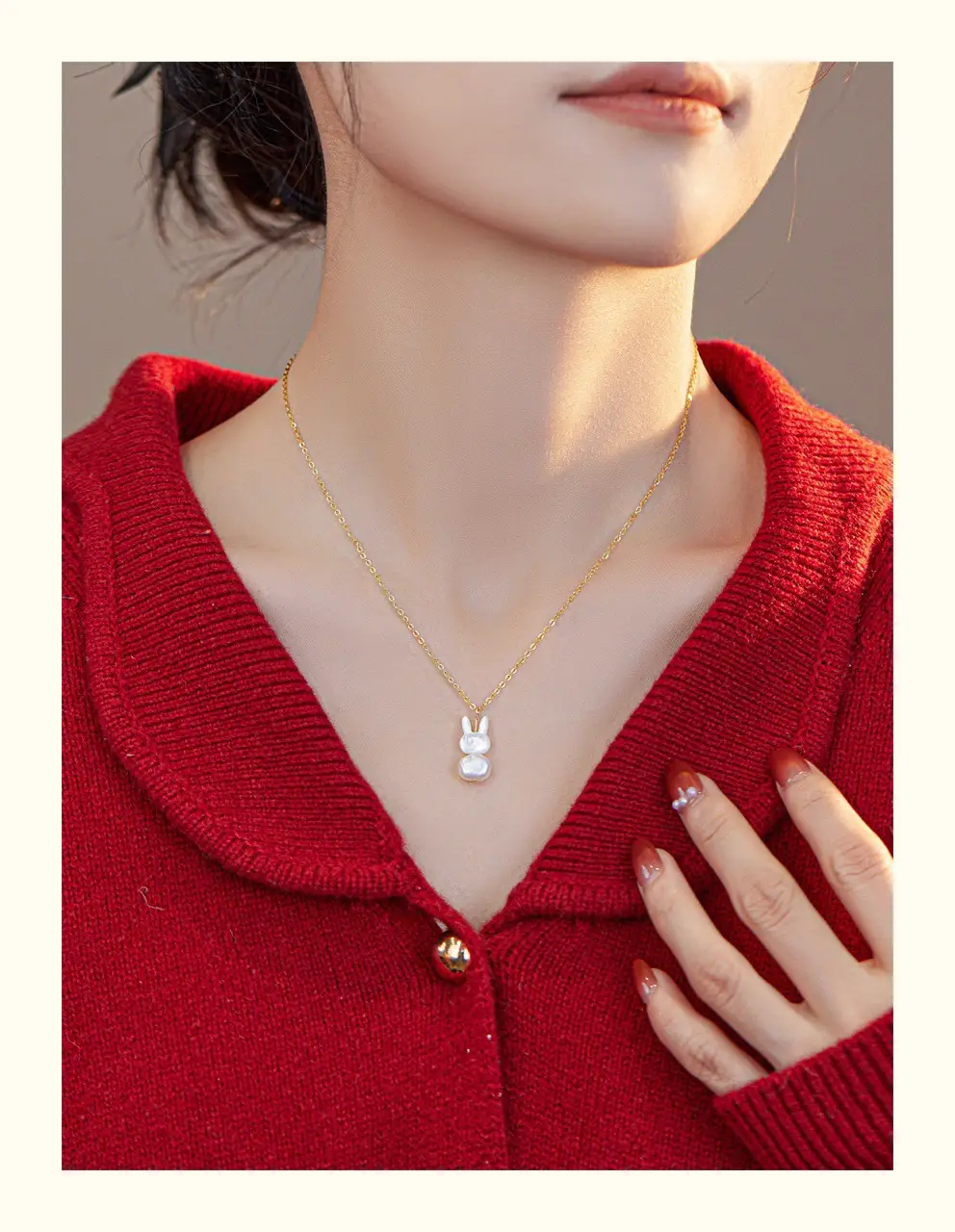 Rabbit Pearl Clavicle Necklace Light Gold — feature 8