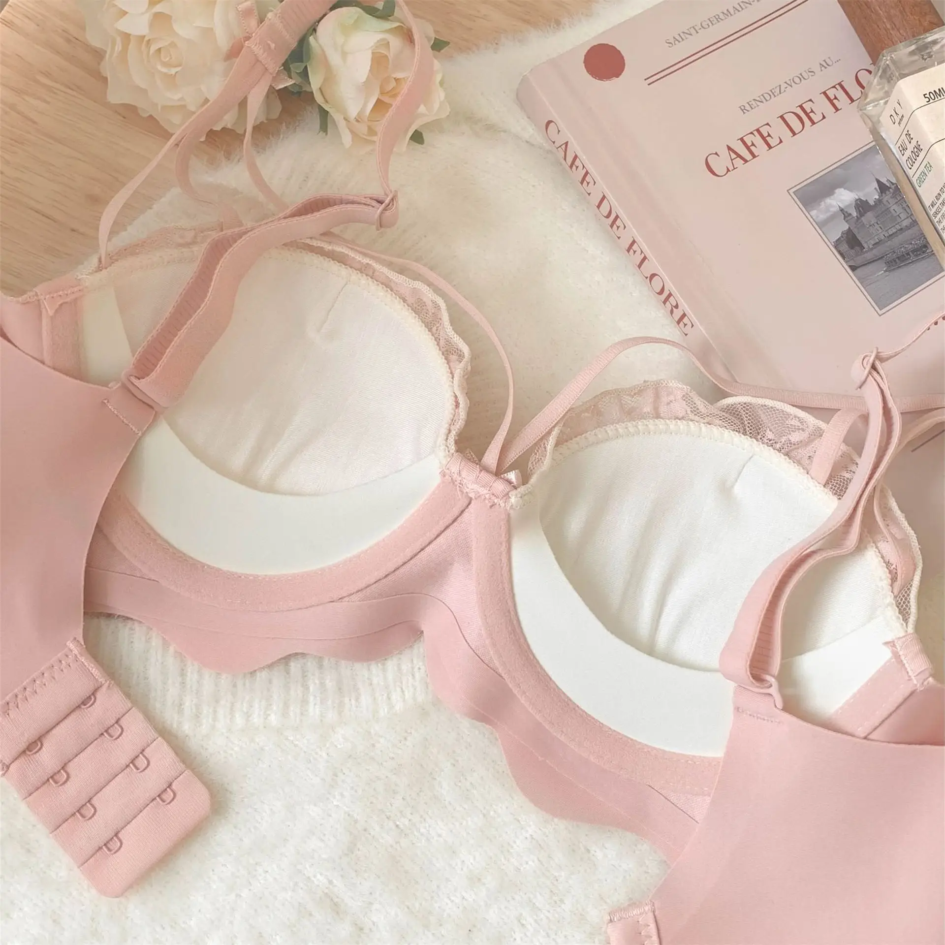Women's Push Up Wireless Underwear Cream White Anti Sagging — feature 18