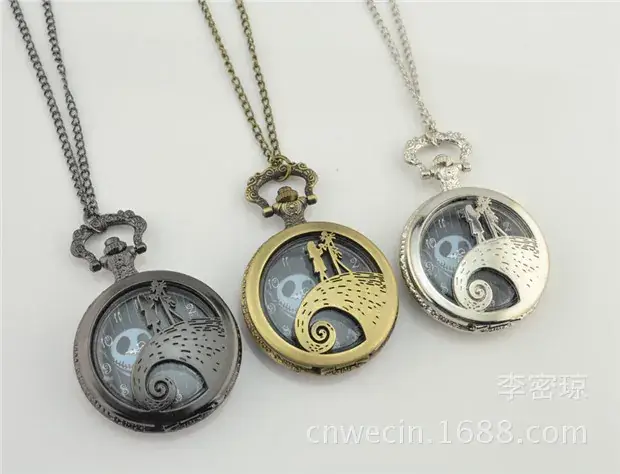 Cross Mirror Pocket Watch Necklace with Ghost Head Design — feature 15