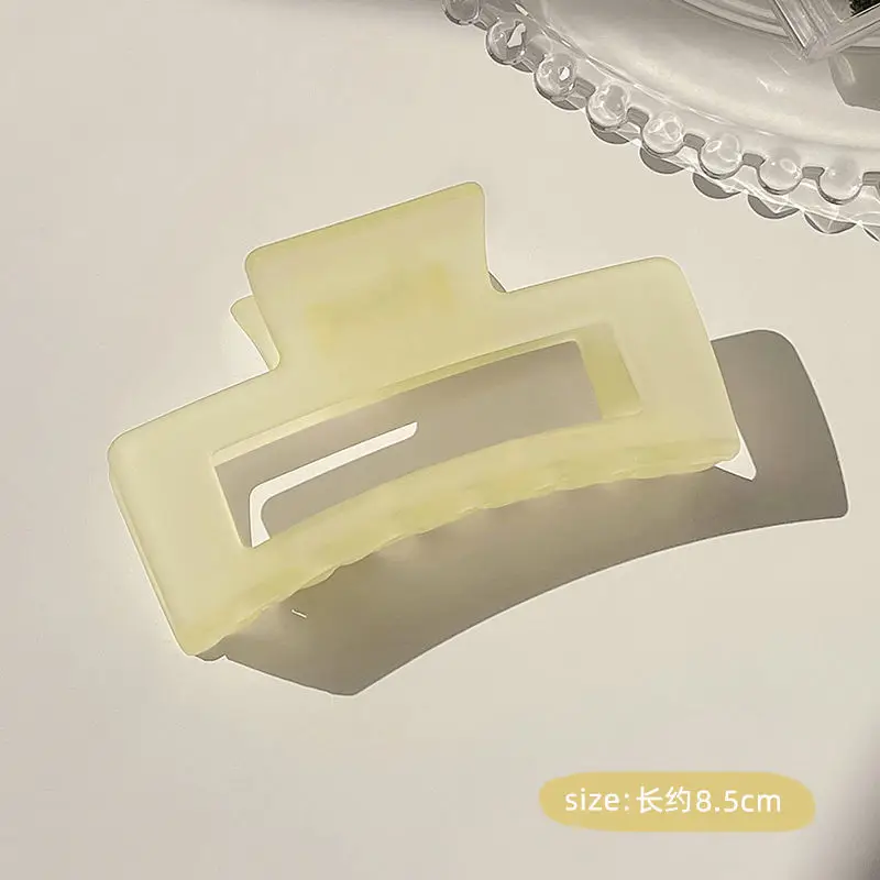 Transparent Frosted Frosted Texture Hair Claw for Women