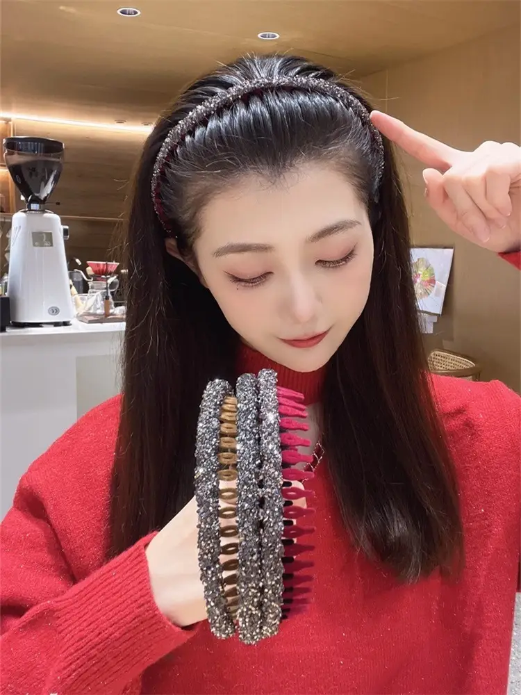 Vintage Rhinestone Hairband with Teeth for Women — feature 1