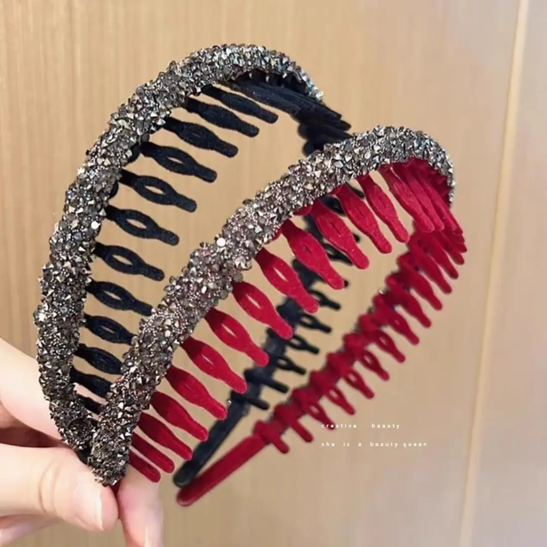 Vintage Rhinestone Hairband with Teeth for Women — feature 2