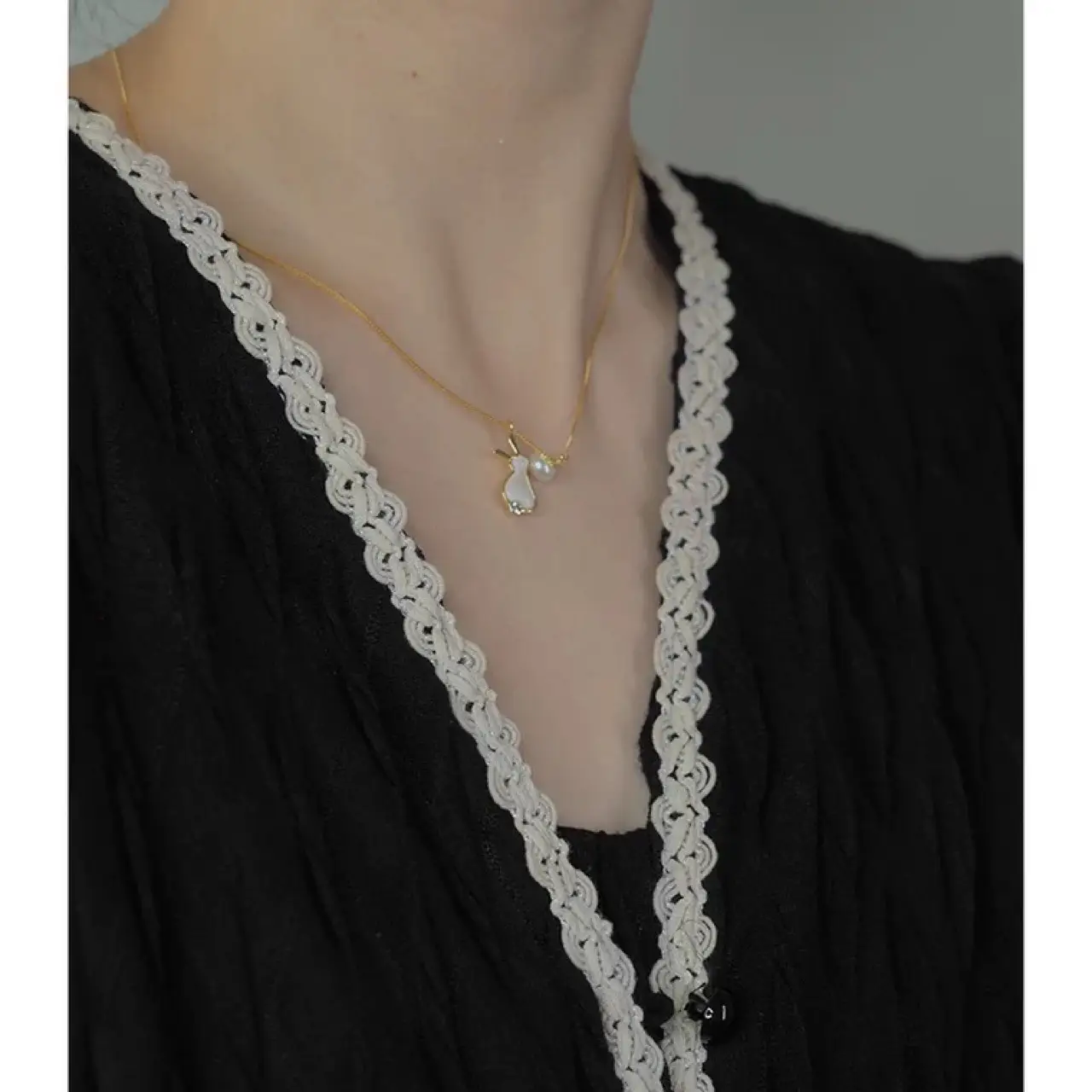 14K Gold Plated Pearl Pendant Necklace for Women — feature 10