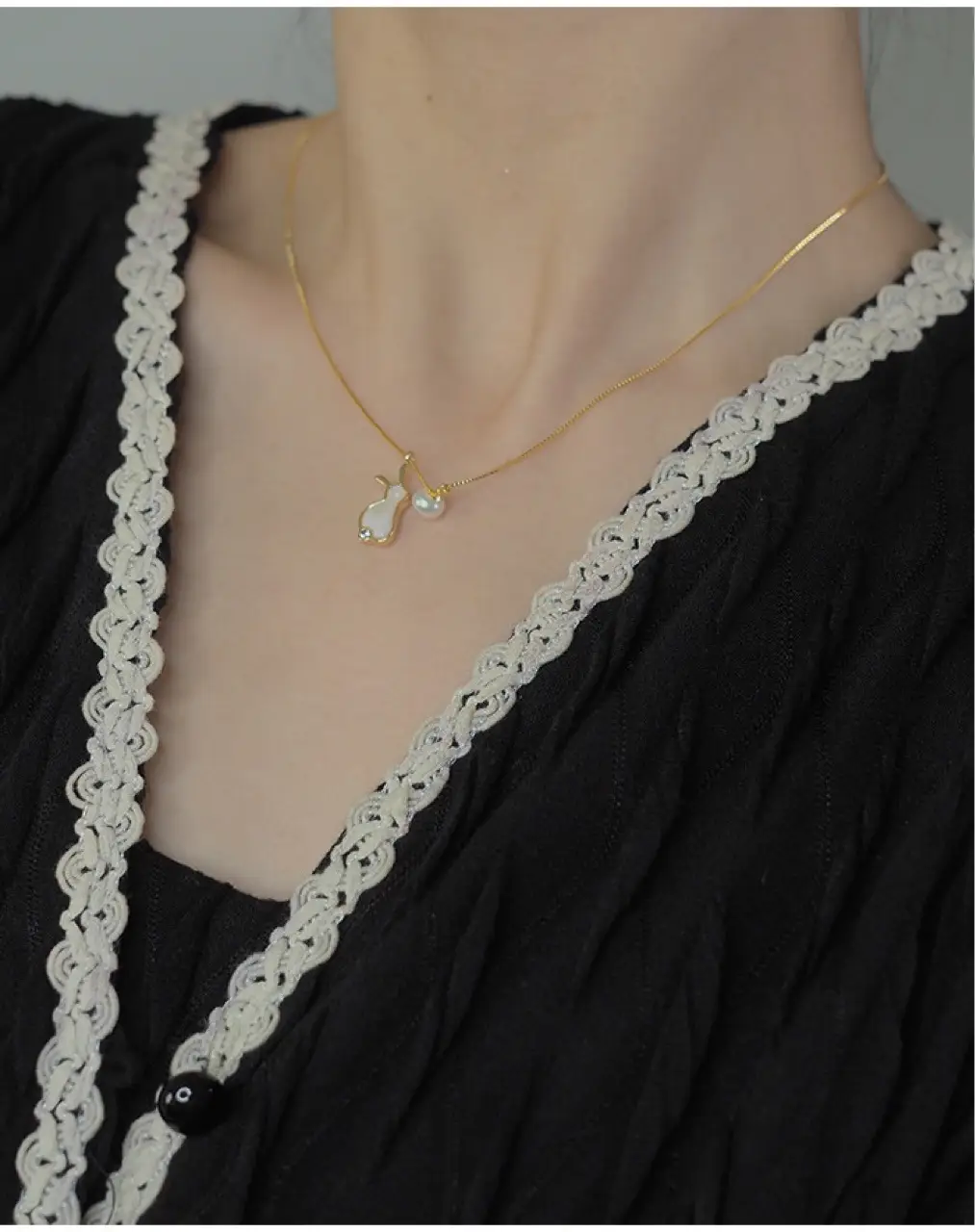 14K Gold Plated Pearl Pendant Necklace for Women — feature 3
