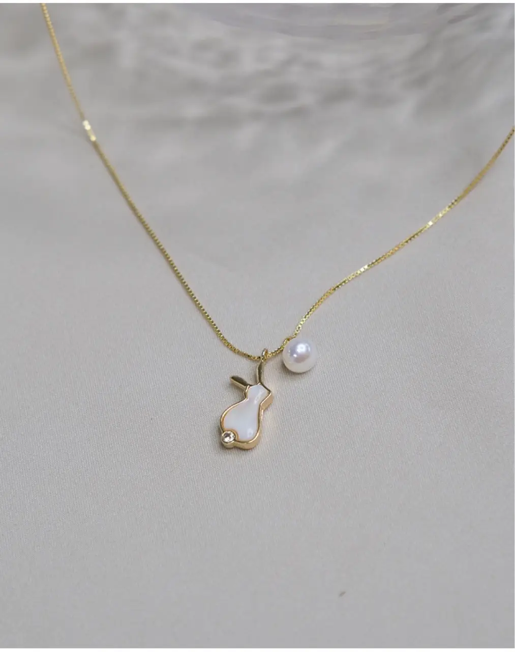 14K Gold Plated Pearl Pendant Necklace for Women — feature 5