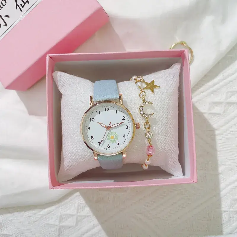 Daisy Retro Women's Quartz Watch with Star Chain - Image 2