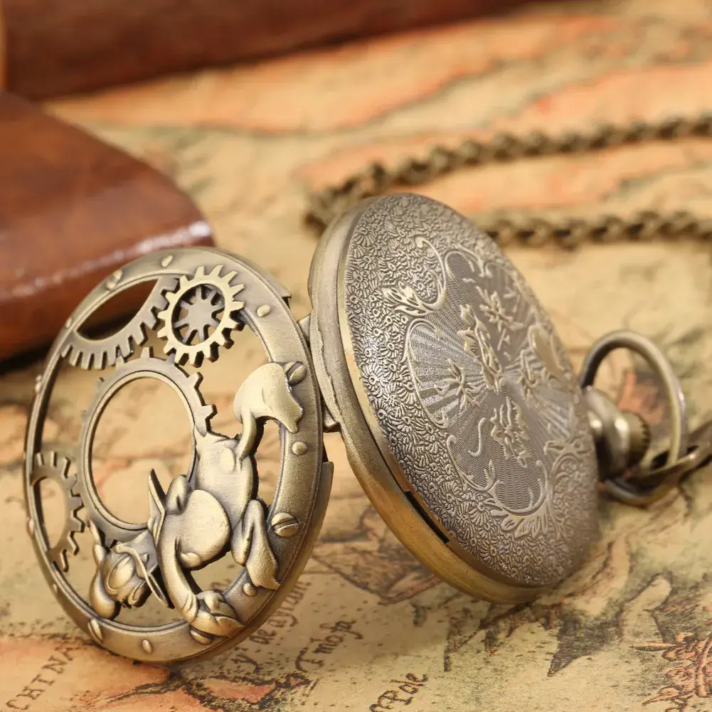 Vintage Mouse Hollow Pocket Watch Necklace Quartz Arabic Numerals Clock Monte Depoche Gift Watch — feature 13
