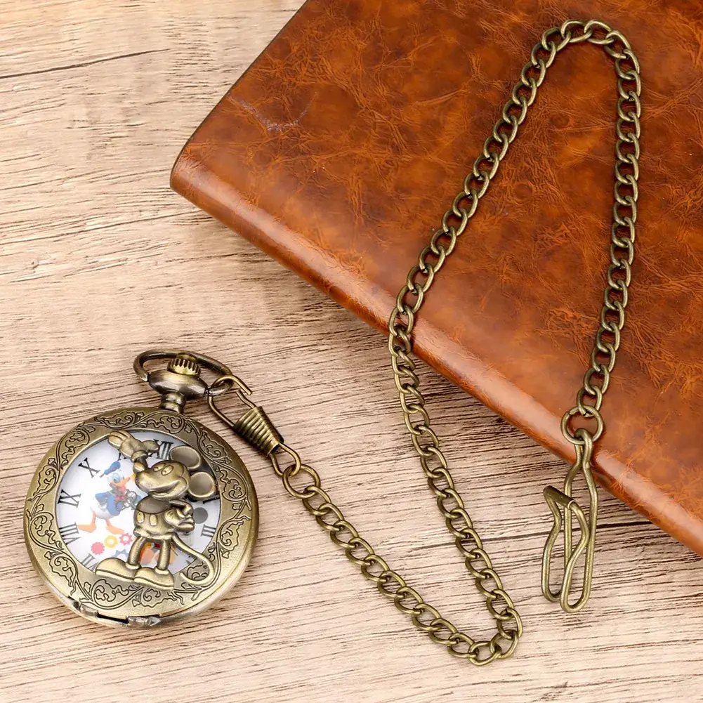 Vintage Mouse Hollow Pocket Watch Necklace Quartz Arabic Numerals Clock Monte Depoche Gift Watch — feature 9