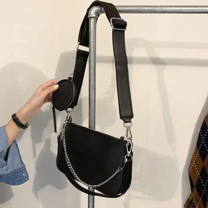 2025 Black Chain Shoulder Bag Hobo Armpit Design — feature 11