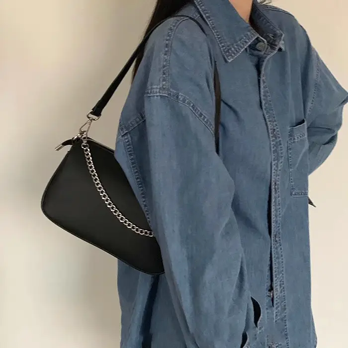 2025 Black Chain Shoulder Bag Hobo Armpit Design — feature 5