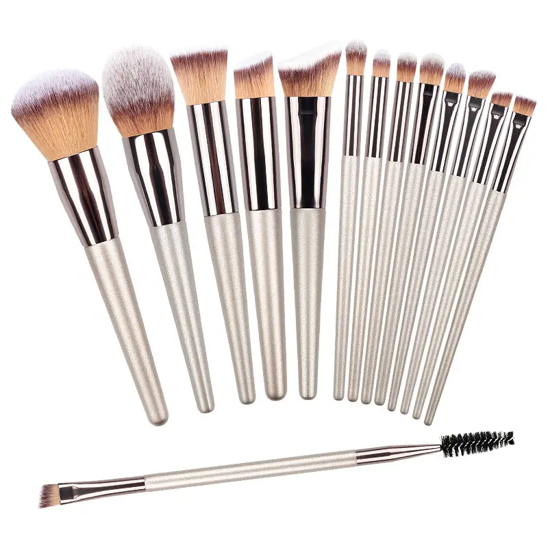 Luxury 10-Piece Makeup Brushes Set Champagne Gold Light - Image 8