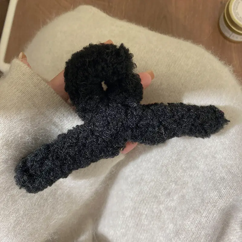 13CM Black Plush Hairpin Clip for Women - Image 2
