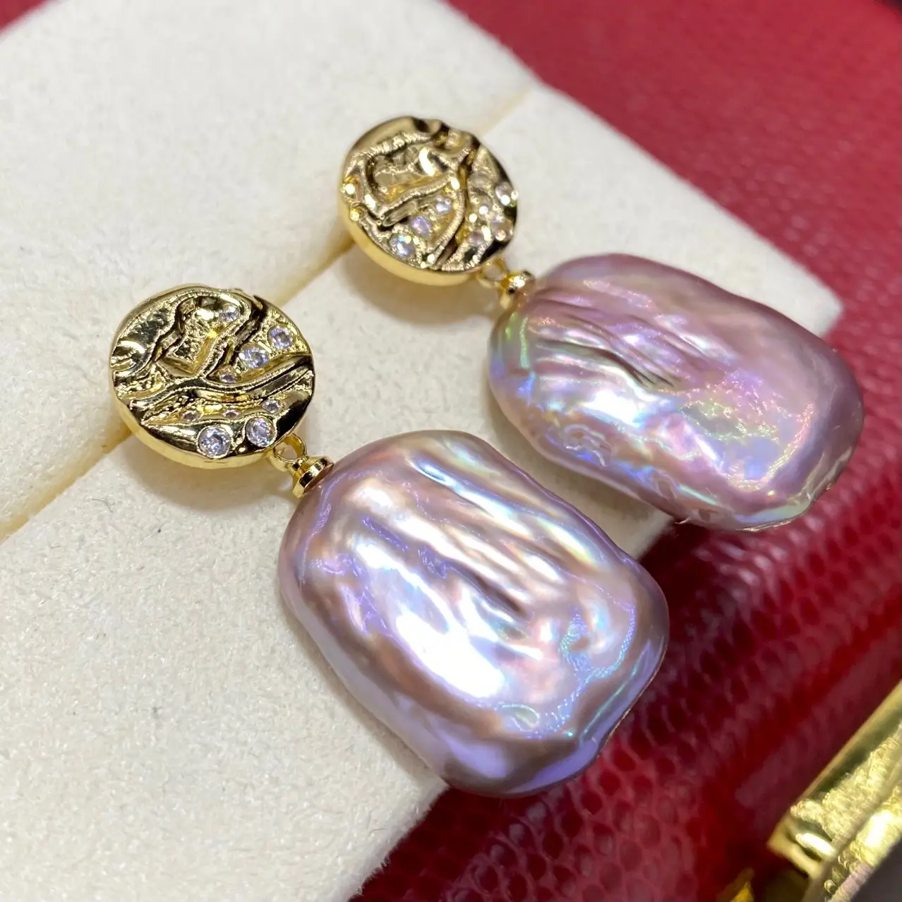 Pink & Purple Pearl Earrings Foreign Trade Special Shape - Image 3