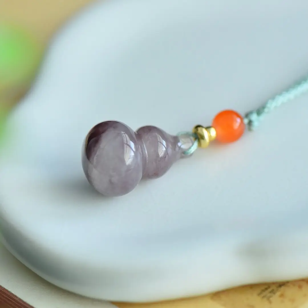 Natural Gold Silk Jade Gourd Pendant Xinjiang Color — feature 12