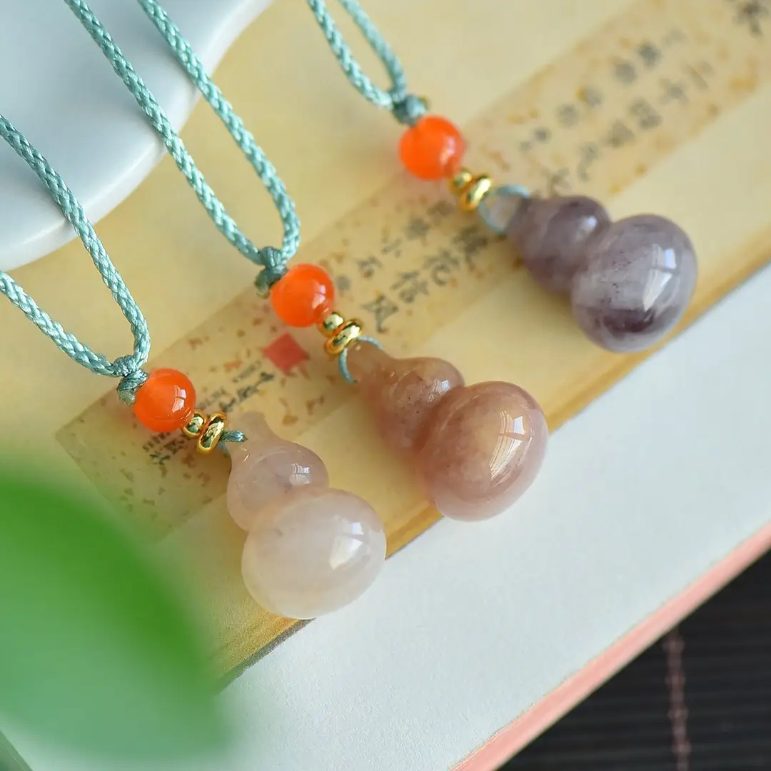 Natural Gold Silk Jade Gourd Pendant Xinjiang Color — feature 14