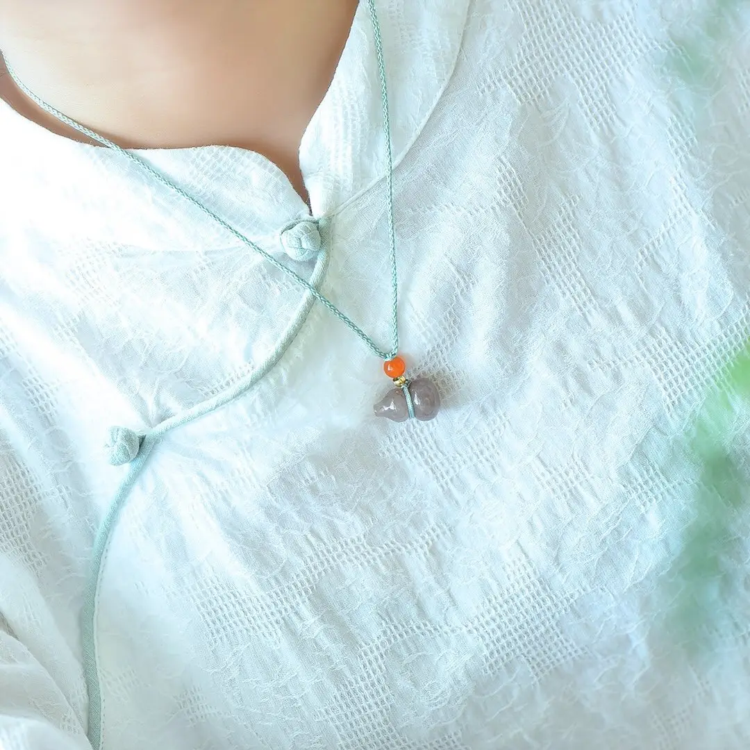 Natural Gold Silk Jade Gourd Pendant Xinjiang Color — feature 6