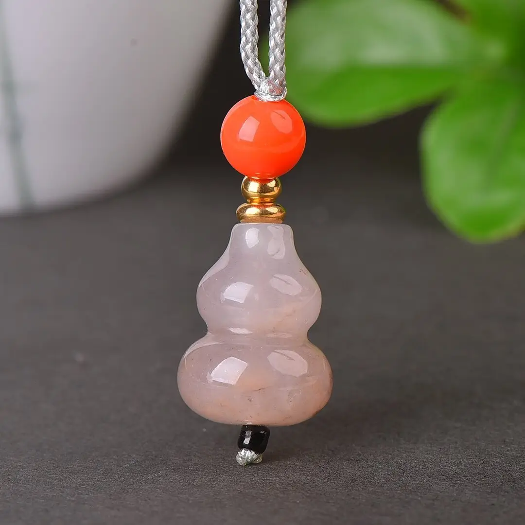 Natural Gold Silk Jade Gourd Pendant Xinjiang Color — feature 9