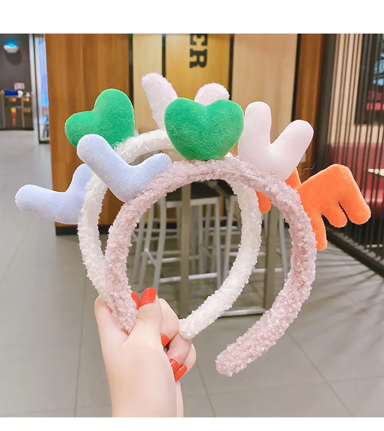 Cute Pom Pom Hairband for Women — feature 4