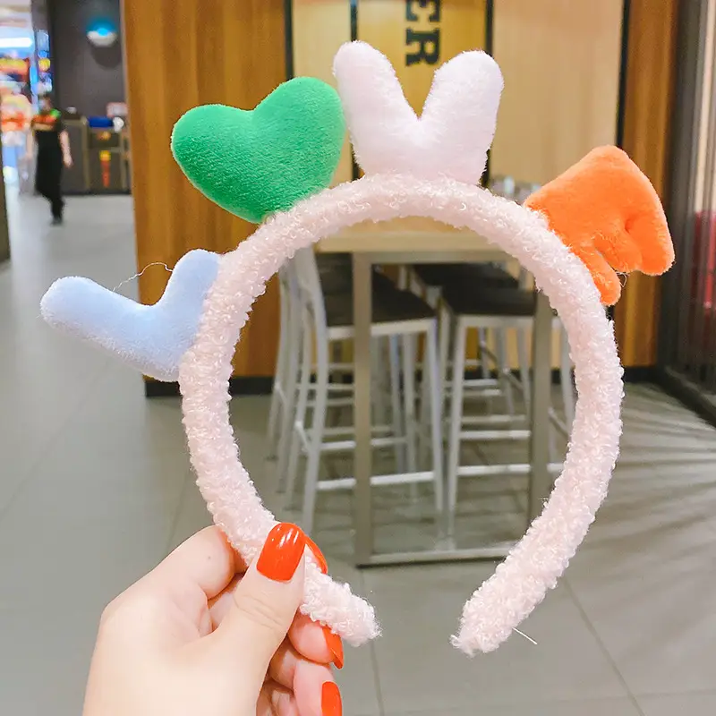 Cute Pom Pom Hairband for Women - Image 4