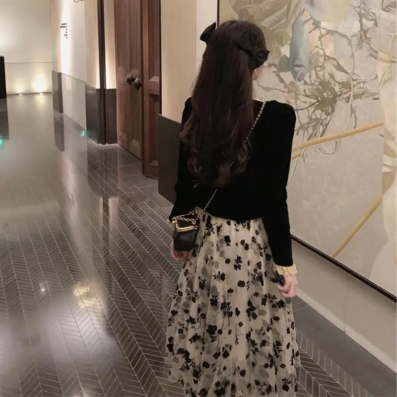 Women Velvet Black Square Neck Shirt with Floral Skirt Set — feature 4
