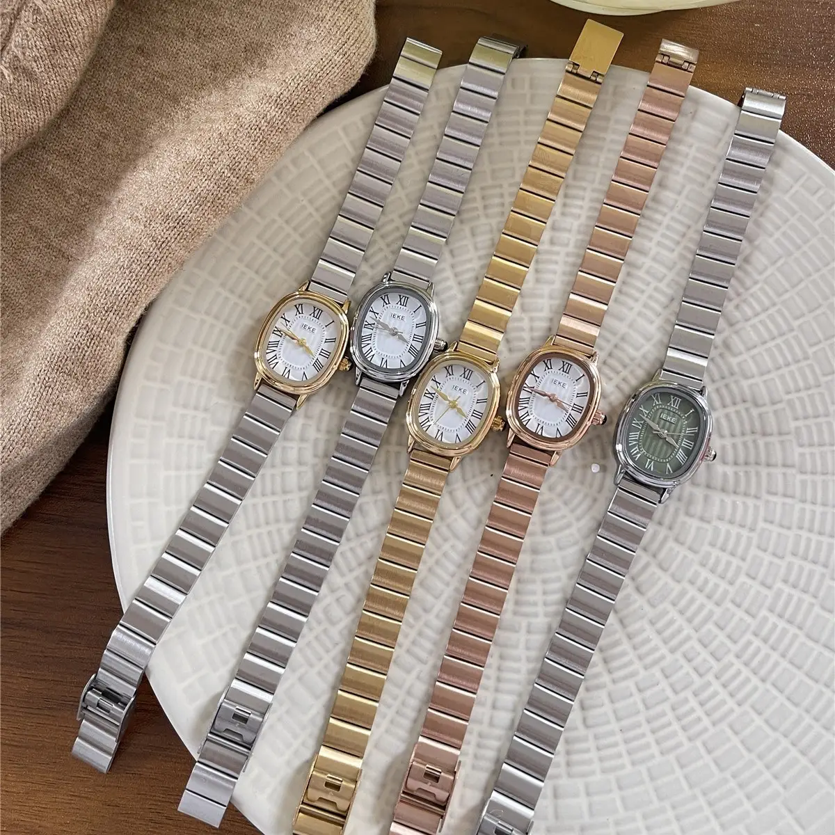 Women's Stainless Steel Quartz Watch with Elegant Light Beige Dial