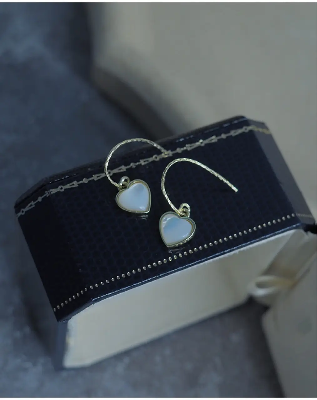 Elegant Pearl Heart Earrings for Women — feature 7