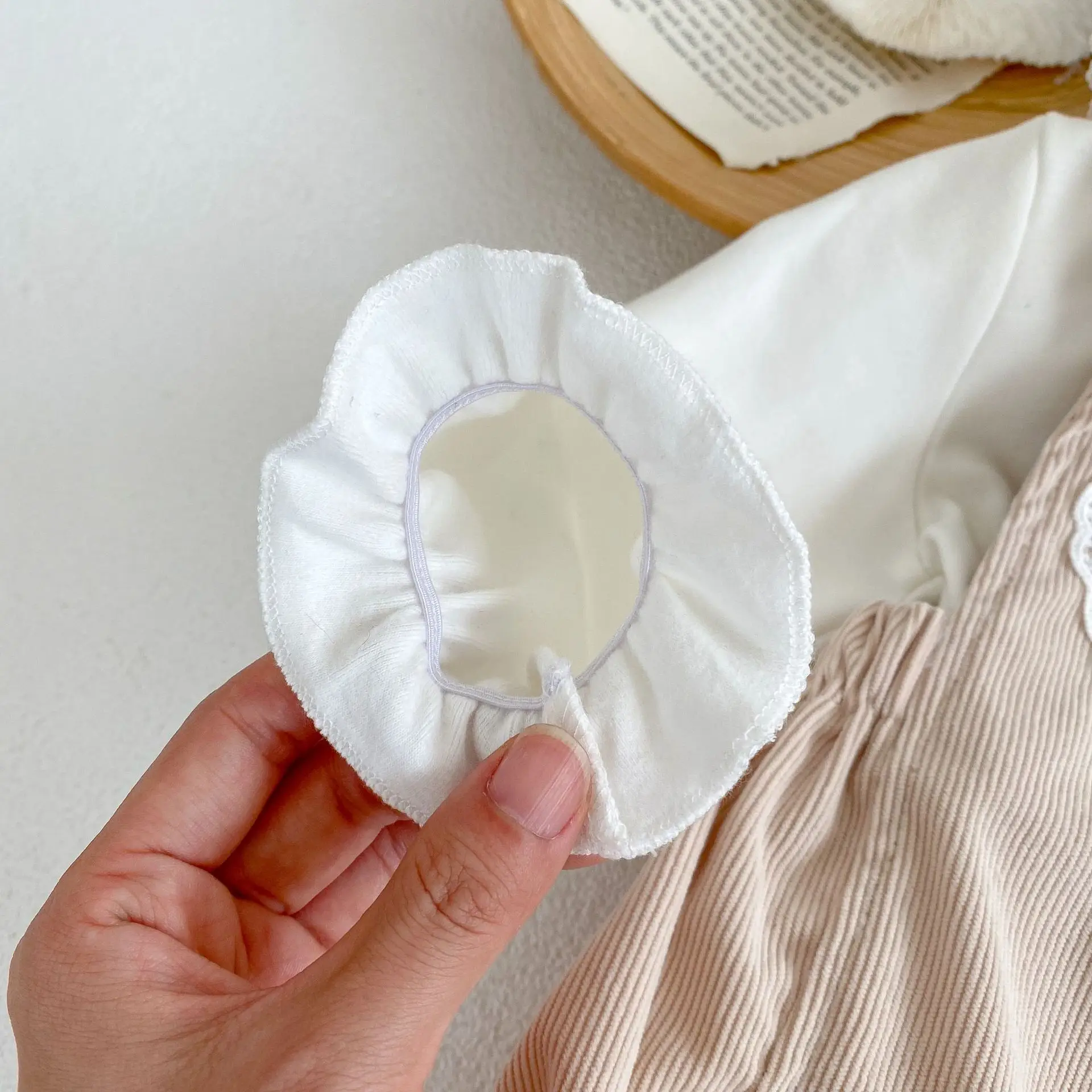 Baby Girl Heart Embroidered 2-Piece Set — feature 13
