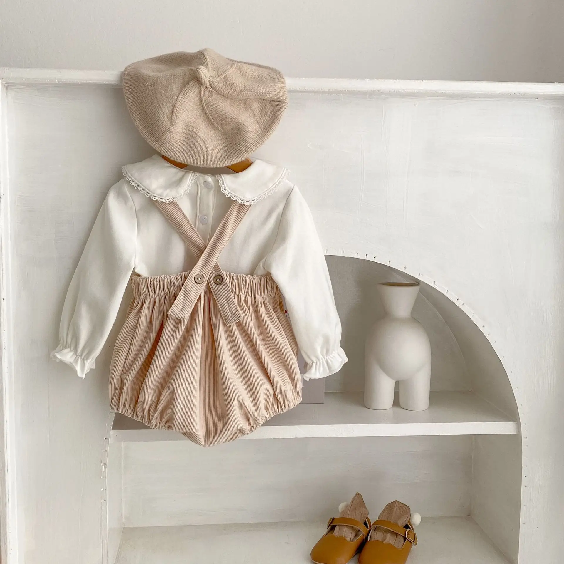 Baby Girl Heart Embroidered 2-Piece Set — feature 6