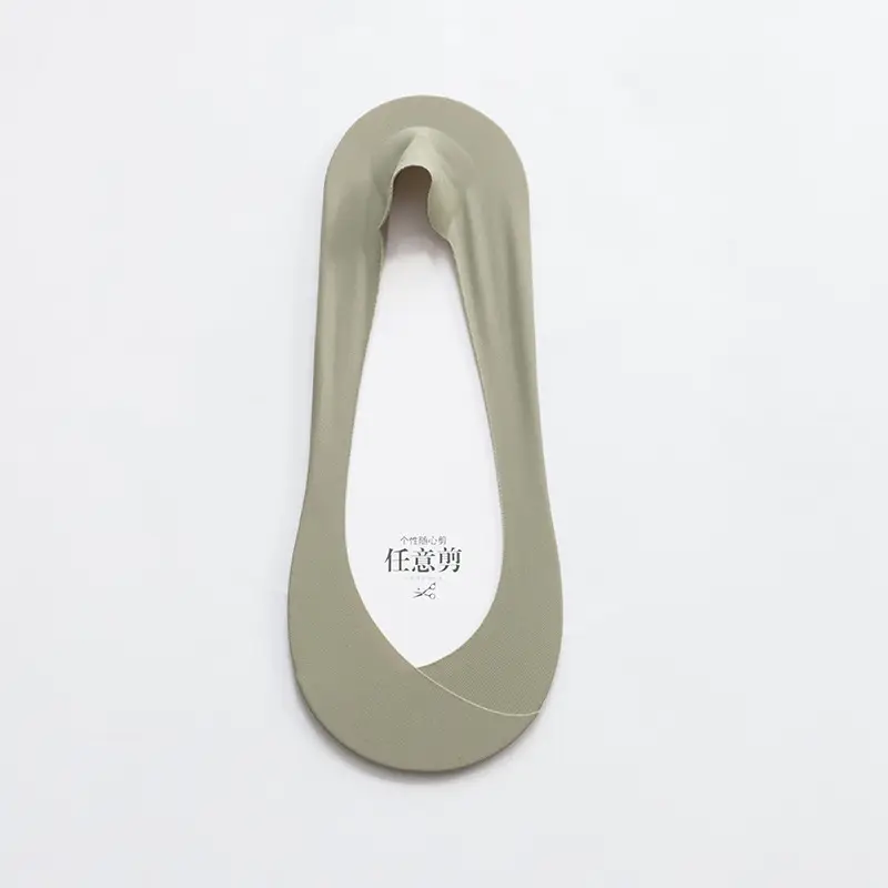 Ice Silk Boat Socks for Women, Autumn Thin Non-Slip Anti-Slip Low-Cut Invisible Socks with Pure Cotton Sole for High Heels and Flats