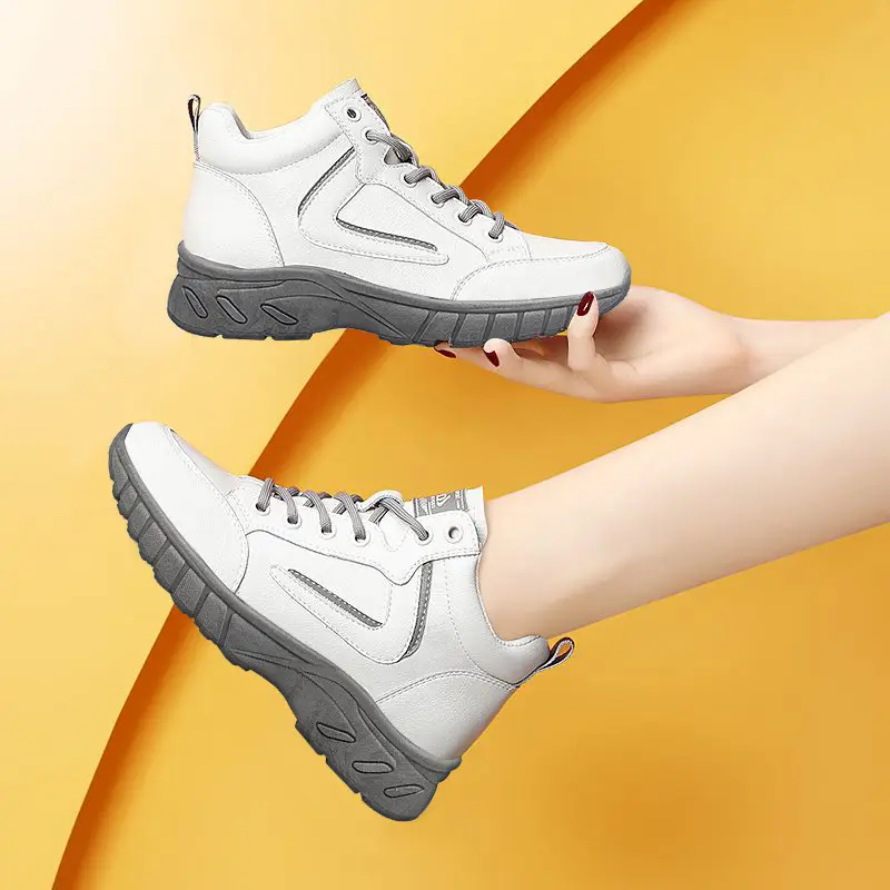 Soft-Soled Sneakers for Women 2025 Autumn and Winter New Black Thick-Soled Fleece-Lined Ins Dad Soft Leather Casual Leather Shoes - Image 5