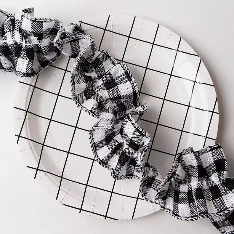 Christmas Tree Wreath Buffalo Plaid Craft Set - Image 2