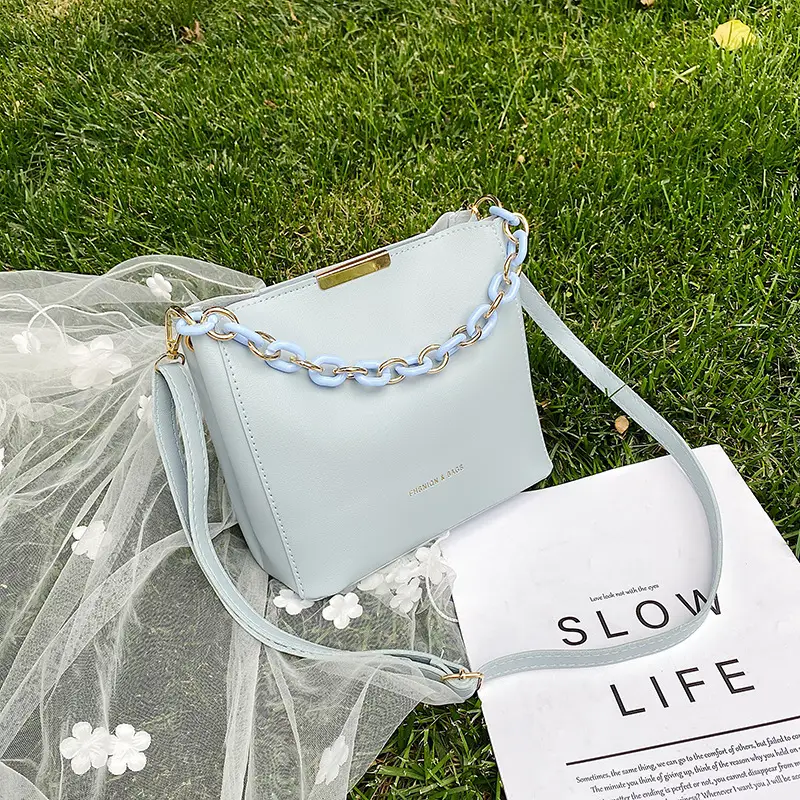 Women's Chain Strap Shoulder Bag 2022 Fashion - Image 3