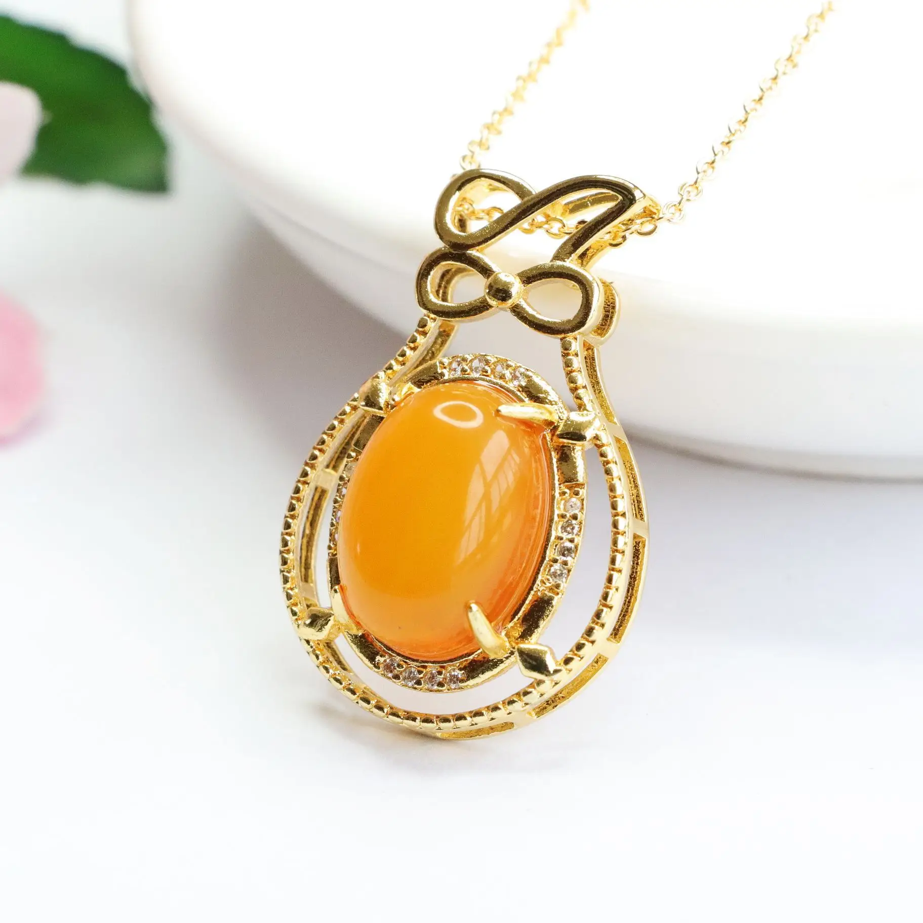 Natural Amber Beeswax Pendant Necklace with Bow