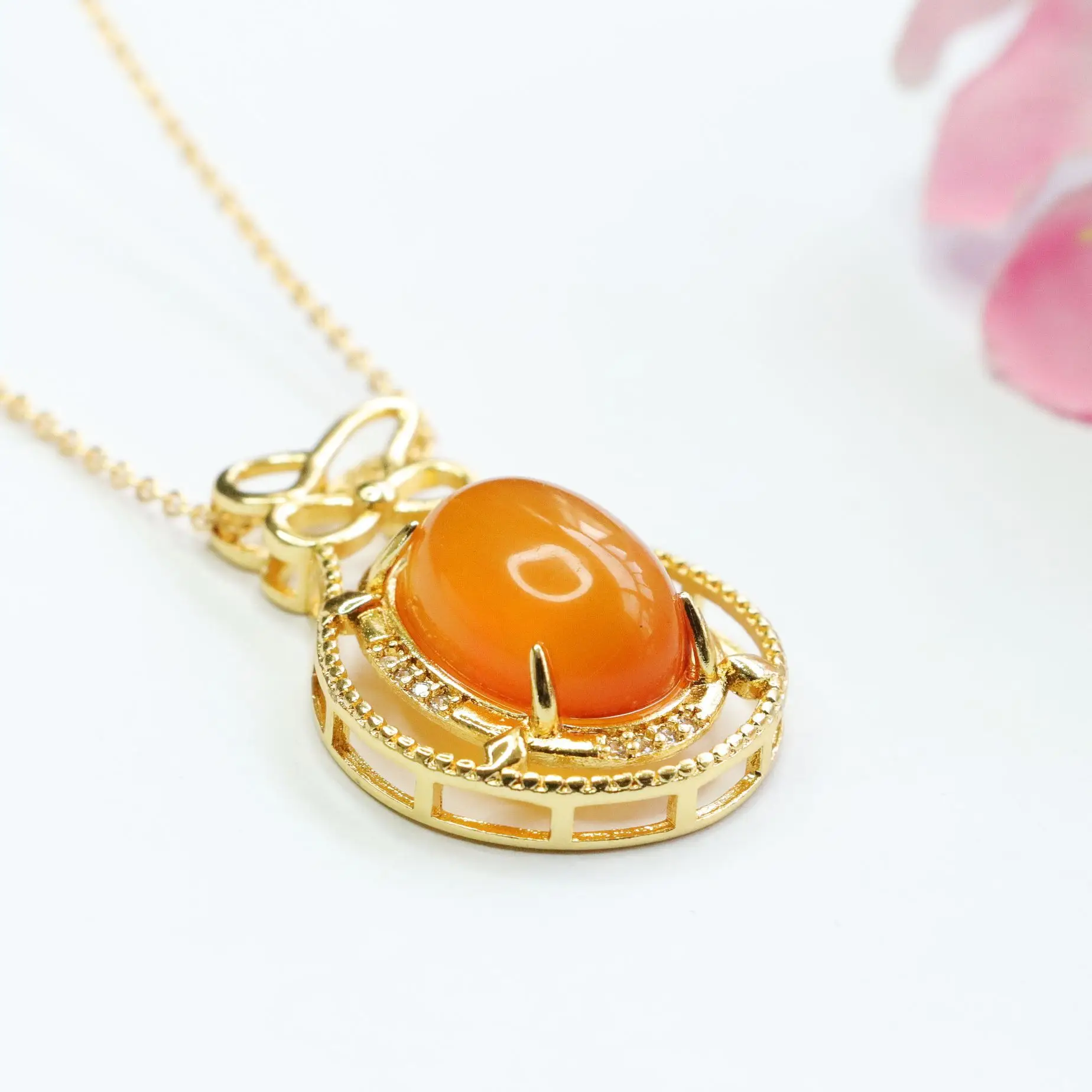 Natural Amber Beeswax Pendant Necklace with Bow