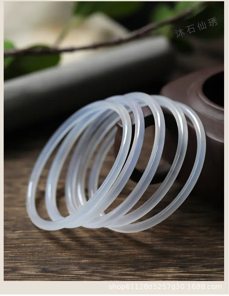 Wholesale Jingle Bracelet Ancient Style Lychee Jelly Chalcedony — feature 9