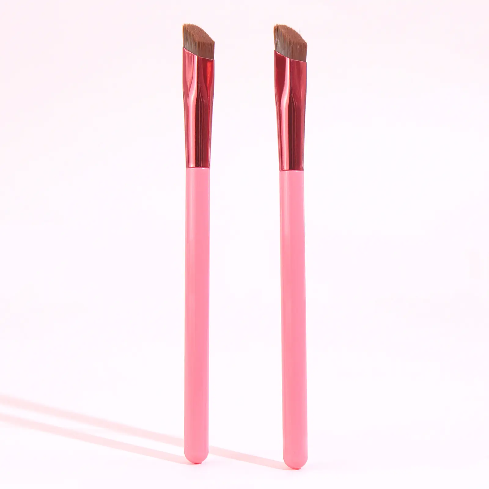 Red Eyebrow Brush for Beginners & Newbies - Image 2