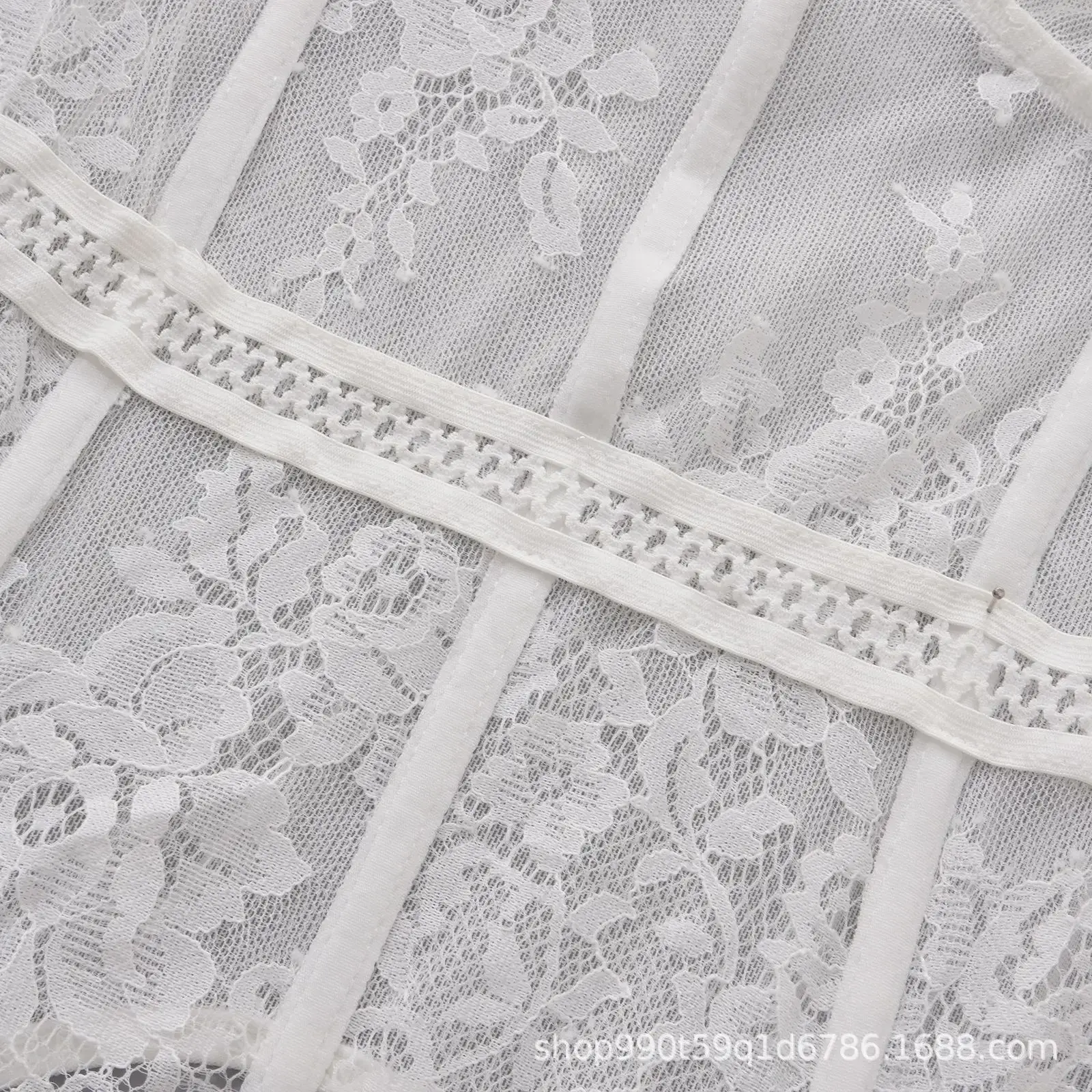 White Lace Crossbody Underwear Set for Women — feature 7