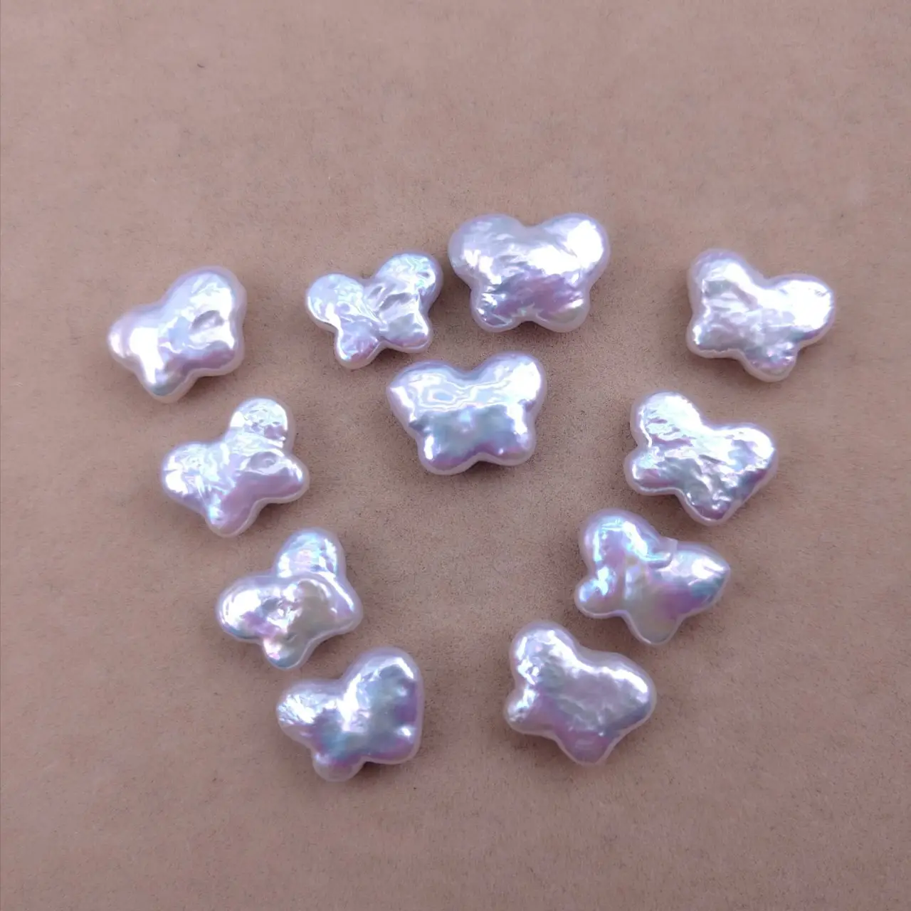 Butterfly Pearl Bracelet Necklace Earrings Set — feature 4