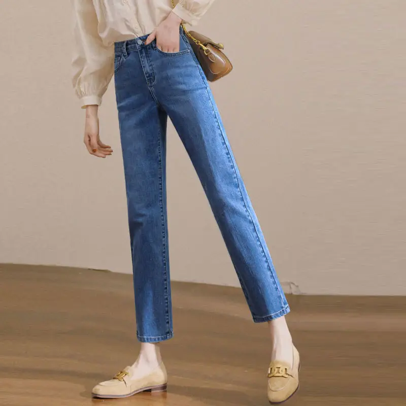 Vintage Small Straight Leg Jeans Women Blue - Image 7