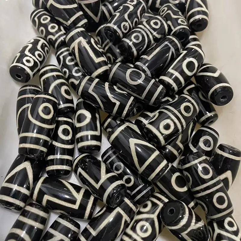 Black & White Xizang Bodhi Beads 30mm High Gloss