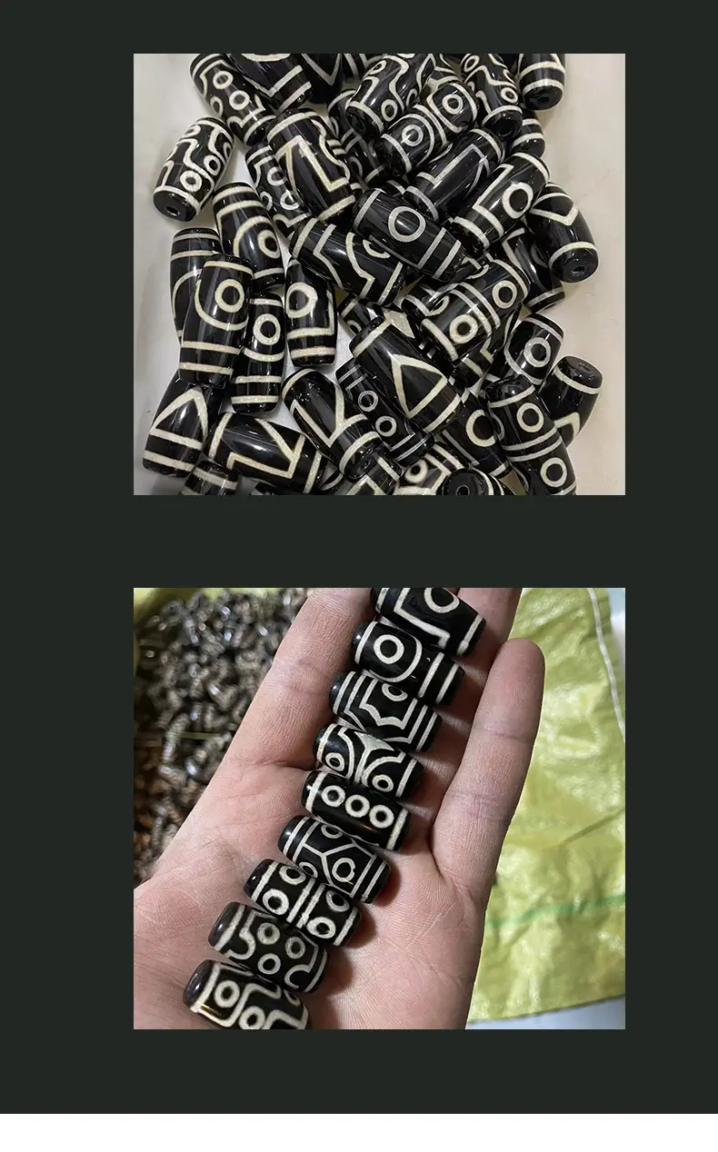 Black & White Xizang Bodhi Beads 30mm High Gloss — feature 8