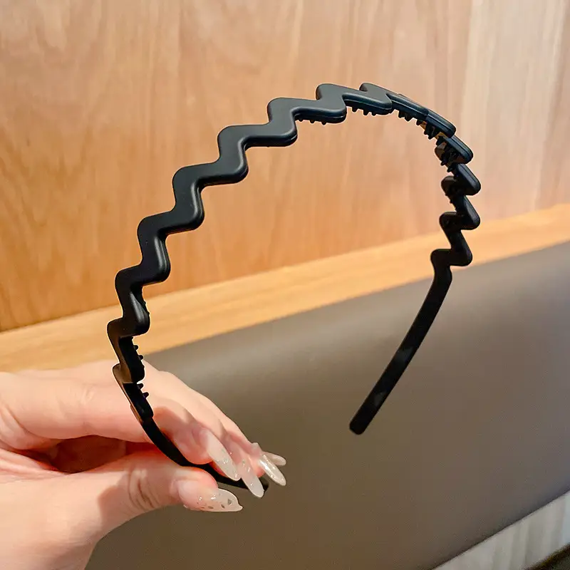 Black Ruched Hair Band for Women High-end Top - Image 7