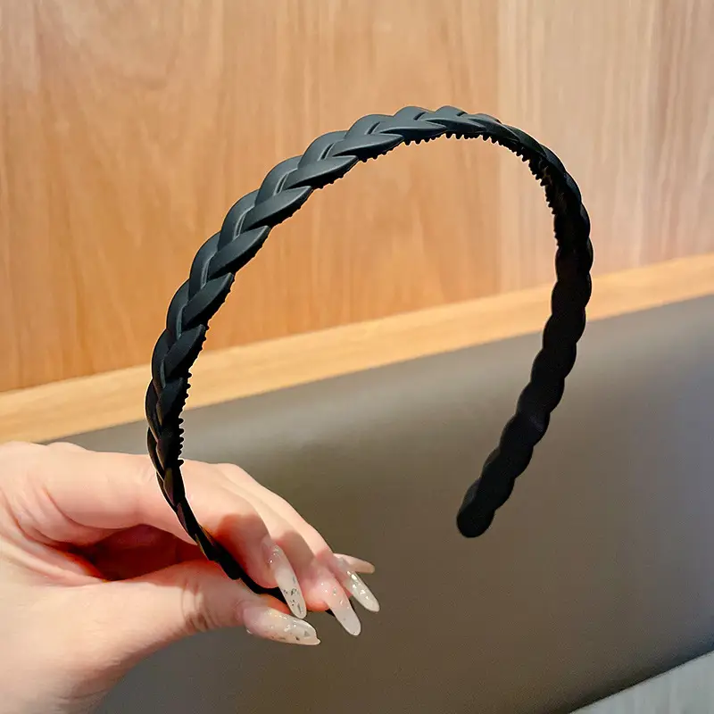 Black Ruched Hair Band for Women High-end Top - Image 8